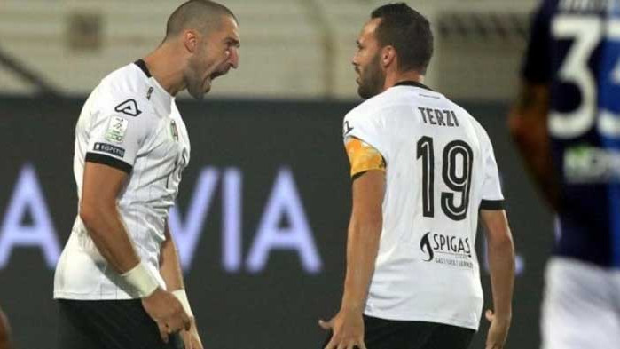 Български футболист влезе с отбора си в Серия А