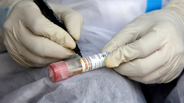 Заради COVID-19 ограничения в нови райони на Гърция