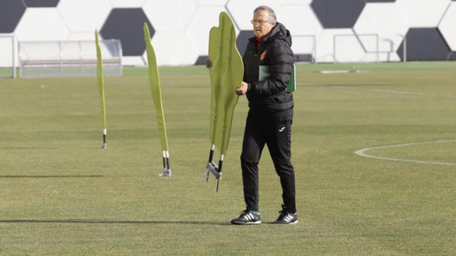 Дерменджиев обяви състава за мачовете с Ирландия и Уелс