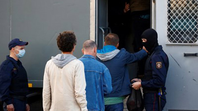 Милицията в Беларус задържа немски журналисти
