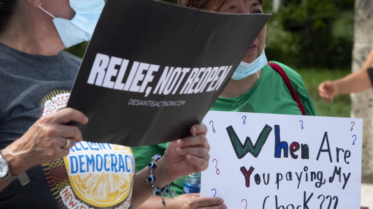 Още 1 225 починали от COVID-19 за денонощие в САЩ