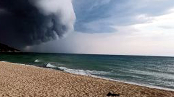 Служители на НСО спасиха двама бедстващи рибари край Варна