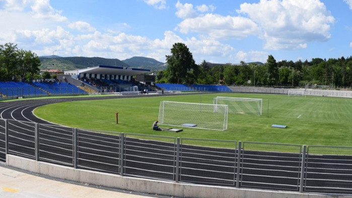 Арда освободи 9 играчи