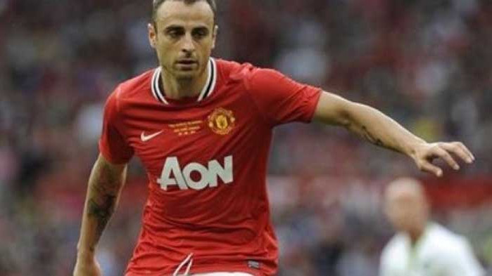 Бербатов влезе в класация за най-грубите играчи в Англия