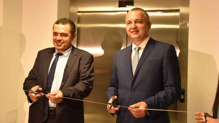 Варненската АГ болница с нов, външен асансьор и параклис (ВИДЕО)