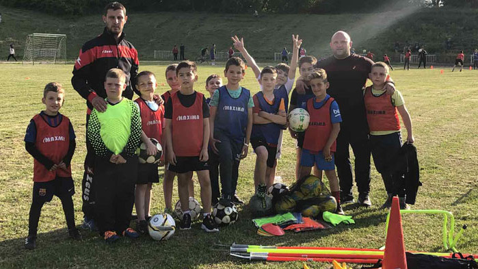 Дарение от местен общински съветник зарадва малки футболисти от град Исперих