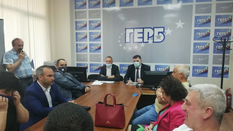 Отстраниха общинското ръководство на ГЕРБ в Плевен