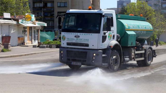 Започва миене на улици, временно се затварят участъци от „синя“ и „зелена“ зона