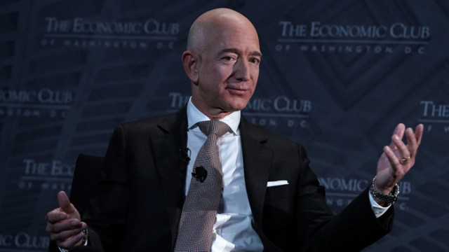 Джеф Безос, Лорън Санчес и как брат й Майкъл се закани на милиардера