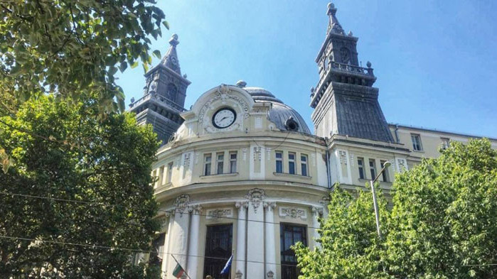 Зам.-министър на земеделието е с COVID-19