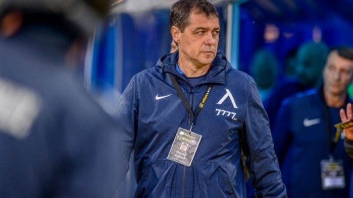 Хубчев се разделя до часове с Левски