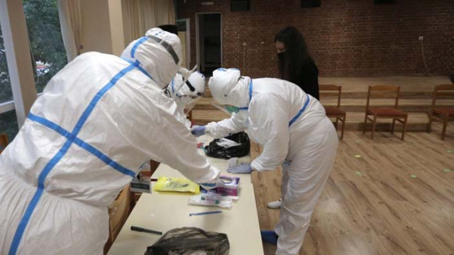 Една от медицинските сестри в „Красно село“ е с положителен резултат за COVID-19