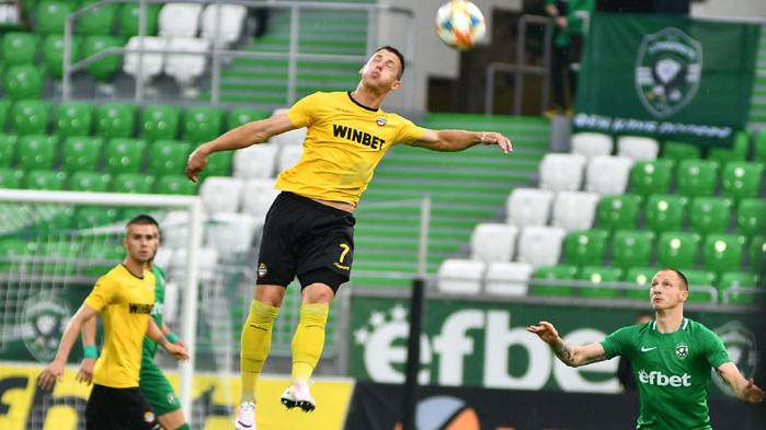 Лудогорец обърна Ботев Пловдив и докосна поредната си титла