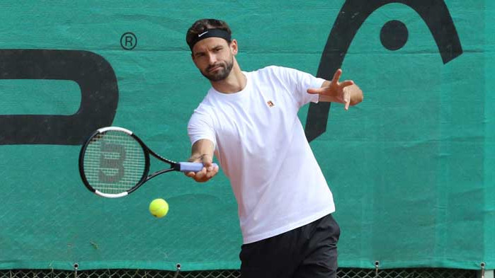 Григор Димитров се завърна у дома