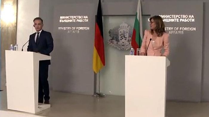 Маас пред Захариева: Трудно се отварят затворени граници