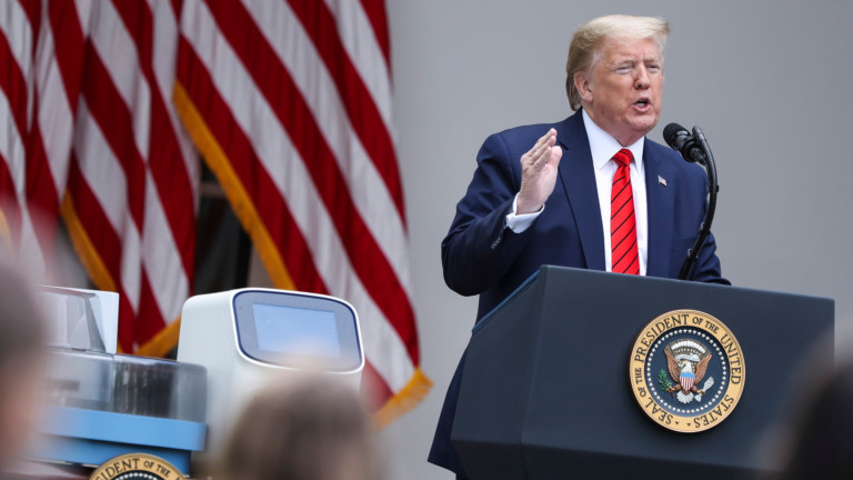 Белият дом защити публикацията на Тръмп, била сатирична