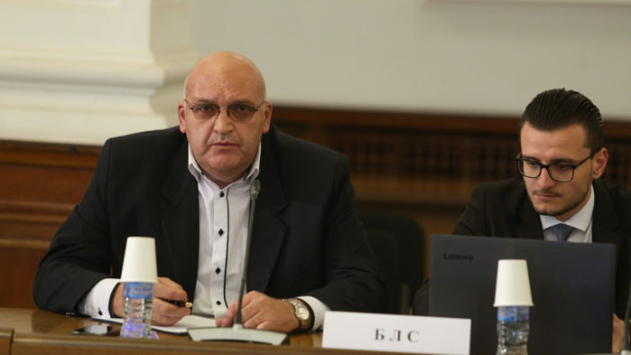 БЛС: Защо полиция и КПП-та да ни пазят от COVID-19?