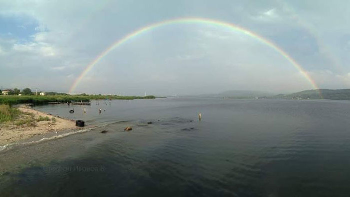 Деца от с. Казашко спасиха самоубиец от Варна
