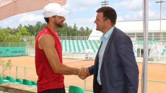 Кметът на Хасково за заразения Григор Димитров: В града има напрежение и притеснение