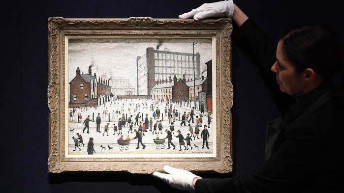 „Кристис“ провежда търг в нов формат