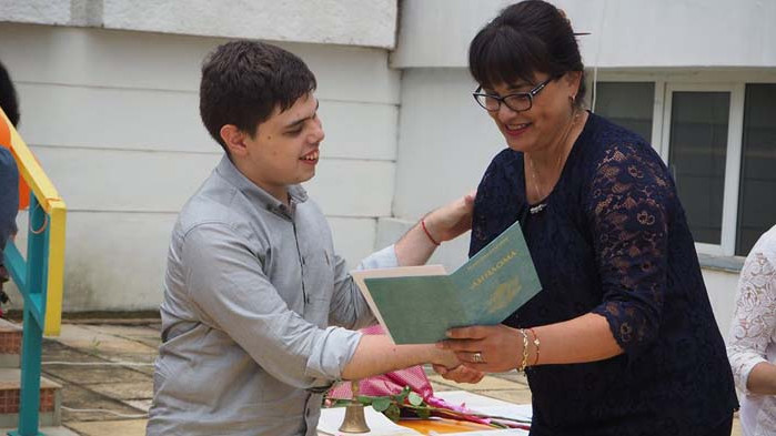 Випуск 2020 от СУУНЗ „Проф. Д-р Иван Шишманов“-Варна получиха своите дипломи