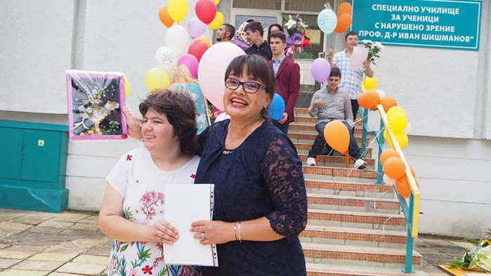 Випуск 2020 от СУУНЗ „Проф. Д-р Иван Шишманов“-Варна получиха своите дипломи