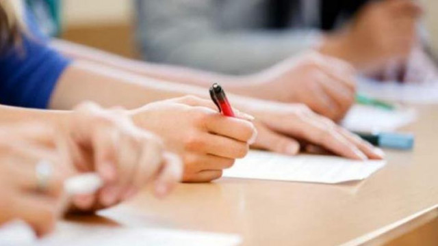 Полезно за седмокласниците от Варна: как се кандидатства за прием в VIII клас