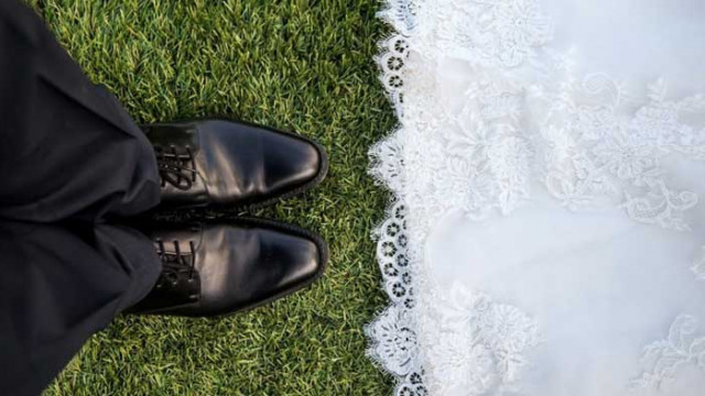 Глобиха младоженец в Индия, за 16 заразени с COVID-19 гости на сватбата му