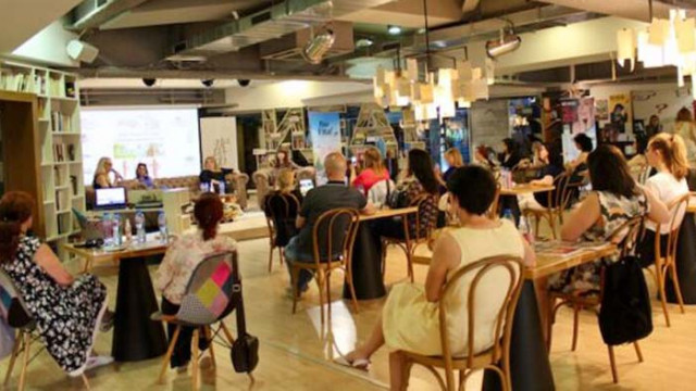 72% от българите се харесват, над 50% се имат за хубави