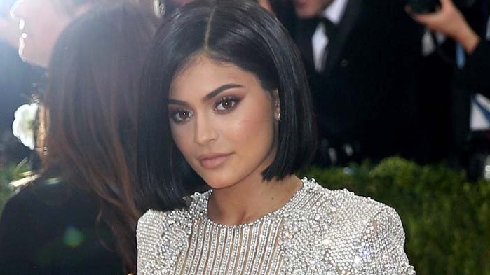 Кайли Дженър има татуировка, посветена на дъщеря й