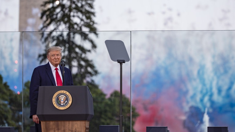 99% от случаите са безобидни, обяви Тръмп след нови 45 300 заразени в САЩ