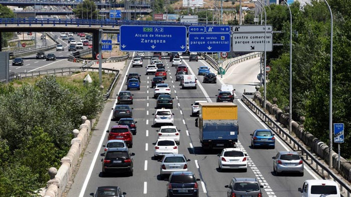 Псувни, липса на дистанция и клаксони – някои особености на европейските шофьори