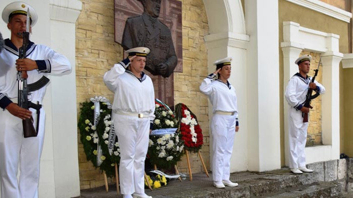 129 години от рождението на контраадмирал Иван Вариклечков