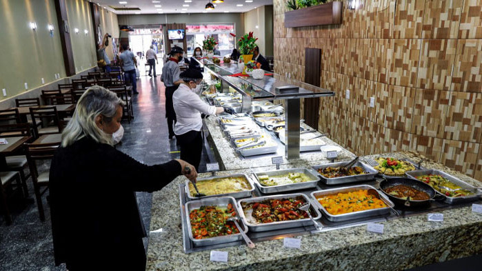 Над 45 300 заразени и 1 250 починали от COVID-19 за последните 24 часа в Бразилия