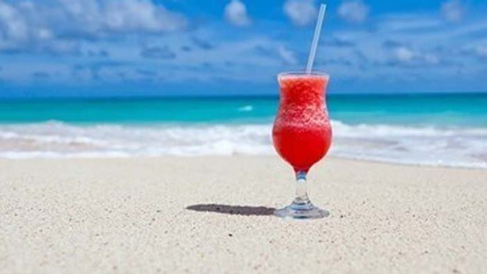 Не спазват дистанция на черноморските плажове на Русия и Украйна