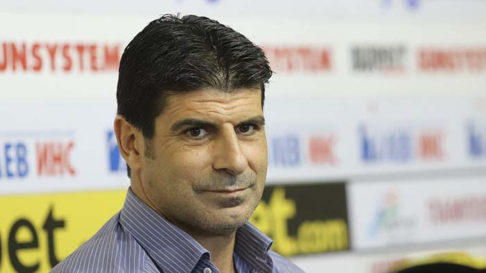 Георги Иванов-Гонзо: Изолирани са трима играчи със симптоми на коронавирус