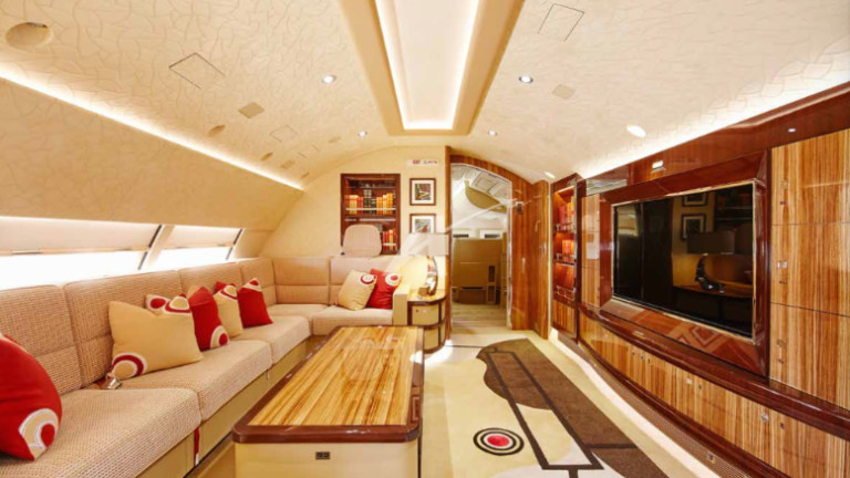 Заради кризата: Катар продава най-луксозния, голям и скъп Boeing в света