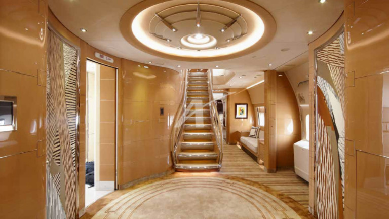 Заради кризата: Катар продава най-луксозния, голям и скъп Boeing в света