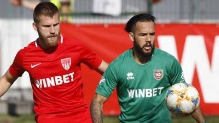 Ботев Враца се спаси, Царско село отива на бараж