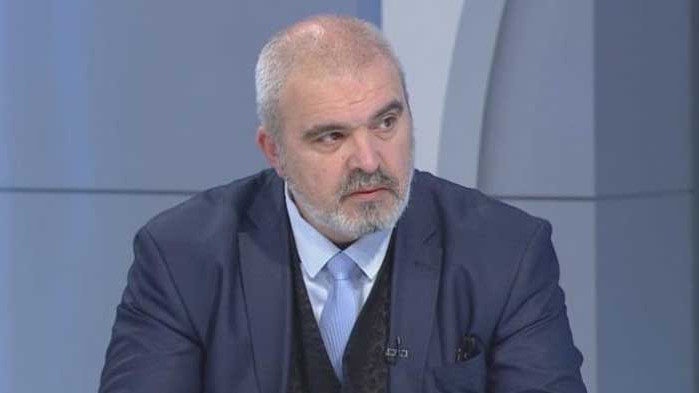 Манев за Цветанов: Не може да отиде на нито един от двата протеста, защото не го искат никъде