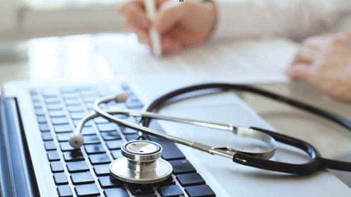 Лични лекари: Нека не живеем в страх от COVID-19. Трябва да се научим да се пазим!