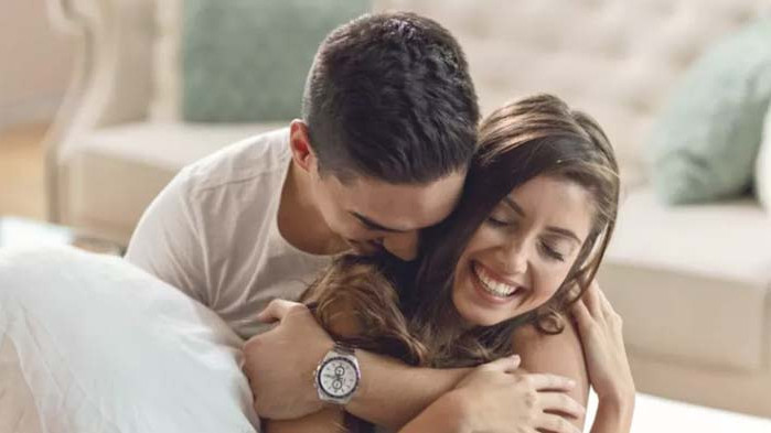 Защо жените, които имат по-млади мъже, са по-щастливи?