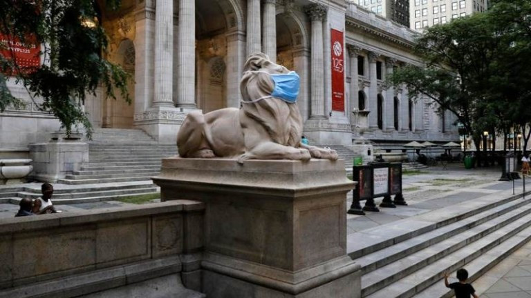 Нов рекорден брой на заразени от COVID-19 в САЩ