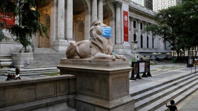 Нов рекорден брой на заразени от COVID-19 в САЩ