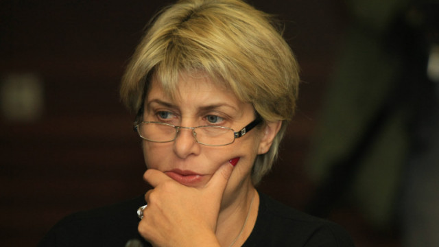 Весела Лечева: Страхувам се от бизнесмена Васил Божков