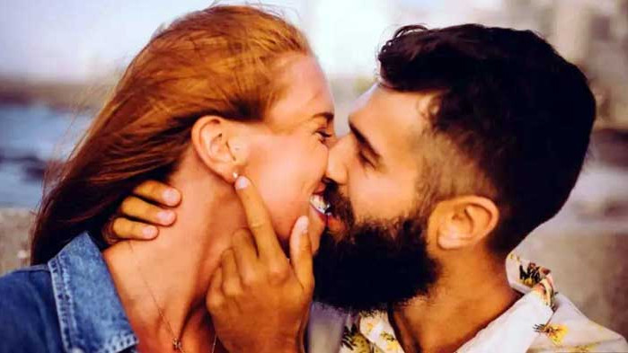 15 признака, че той е лудо влюбен