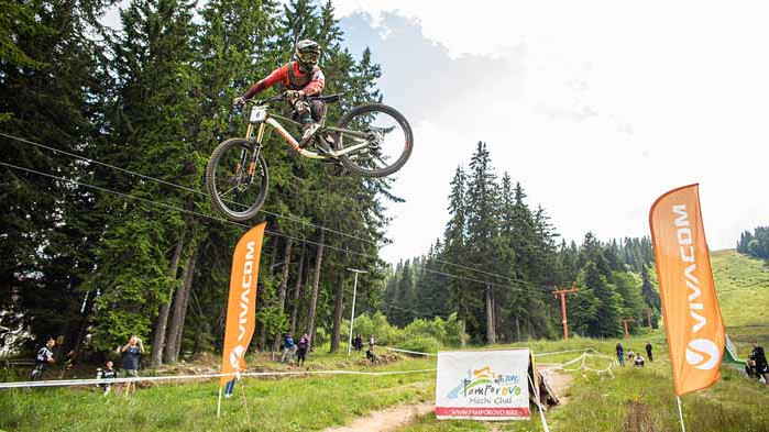 Над 150 състезатели по планинско колоездене мериха сили на Пампорово (СНИМКИ)