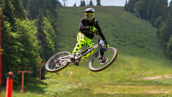 Над 150 състезатели по планинско колоездене мериха сили на Пампорово (СНИМКИ)