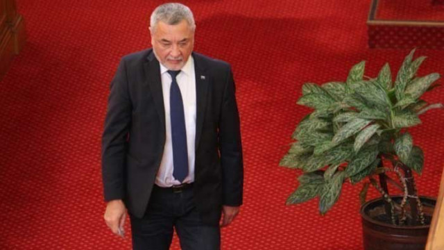 Парламентът отхвърли предложенията на Валери Симеонов за промени в Закона за хазарта