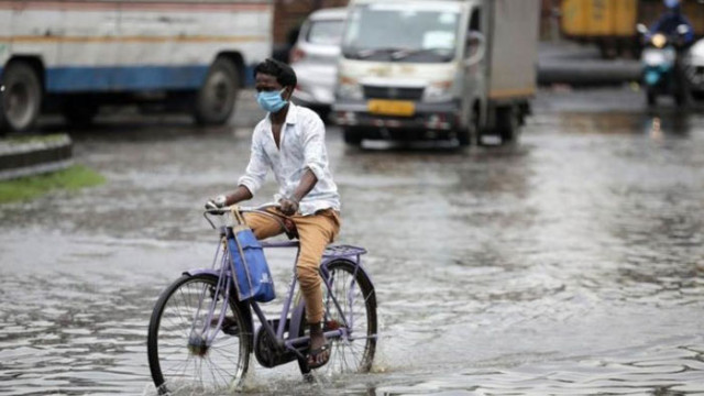 COVID-19: Индия с нов рекорд - близо 50 000 заразени за денонощие